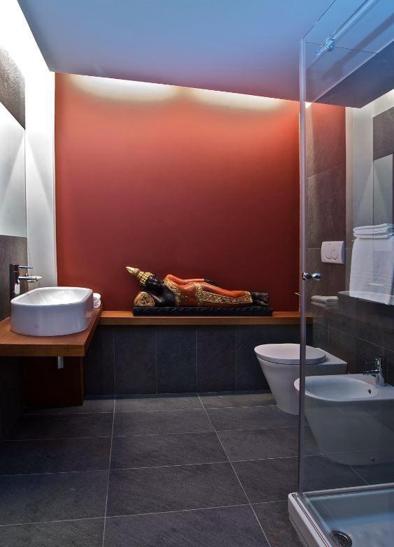 Design Suite Tirano Exterior foto